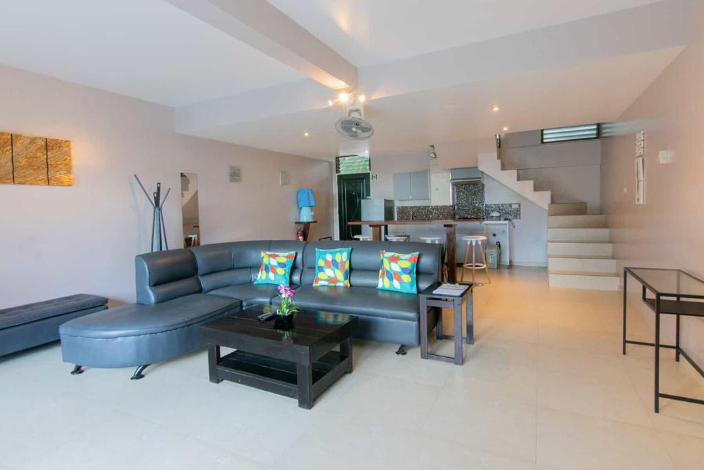 منتجع شاطئ ريف (Reef Beach Resort)