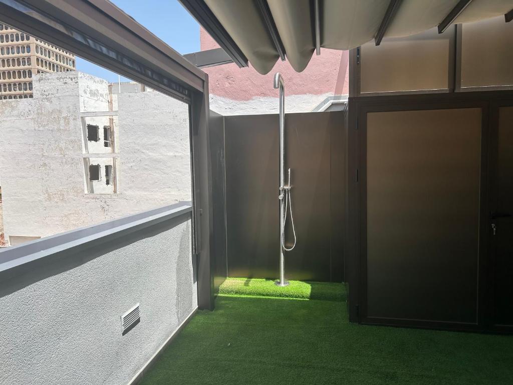 Ático con gran terraza - 4