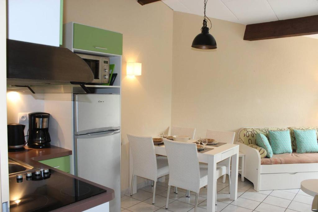 Beau T3 avec piscine collective proche Port,plage et commerces-4JDN822 - 3
