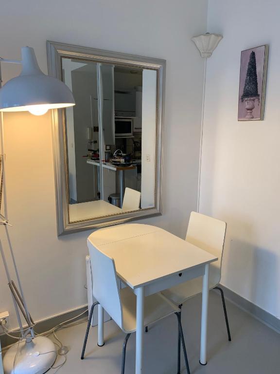 Studio flat near Eiffel Tower - 2