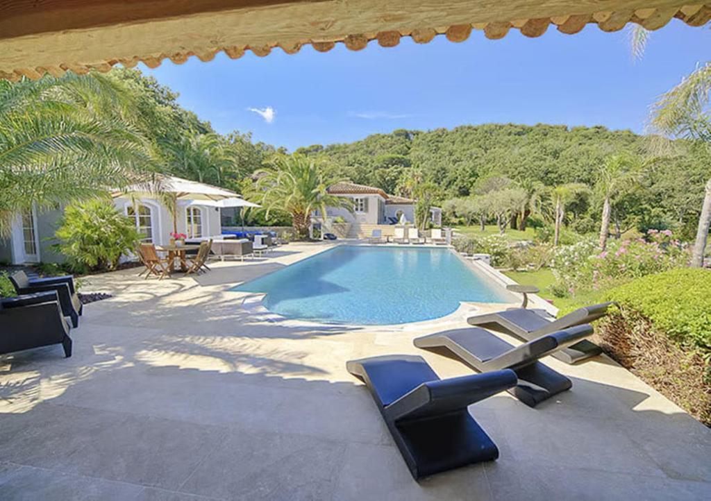 Villa de Luxe à Saint-Tropez - 2