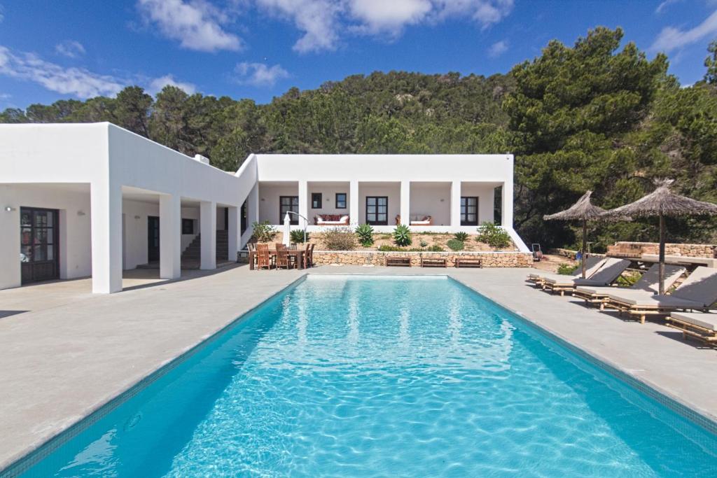 Villa Arenas - 1