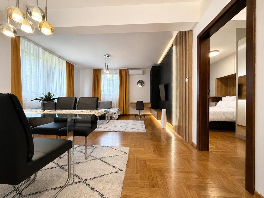Zozo's Apartment - 2