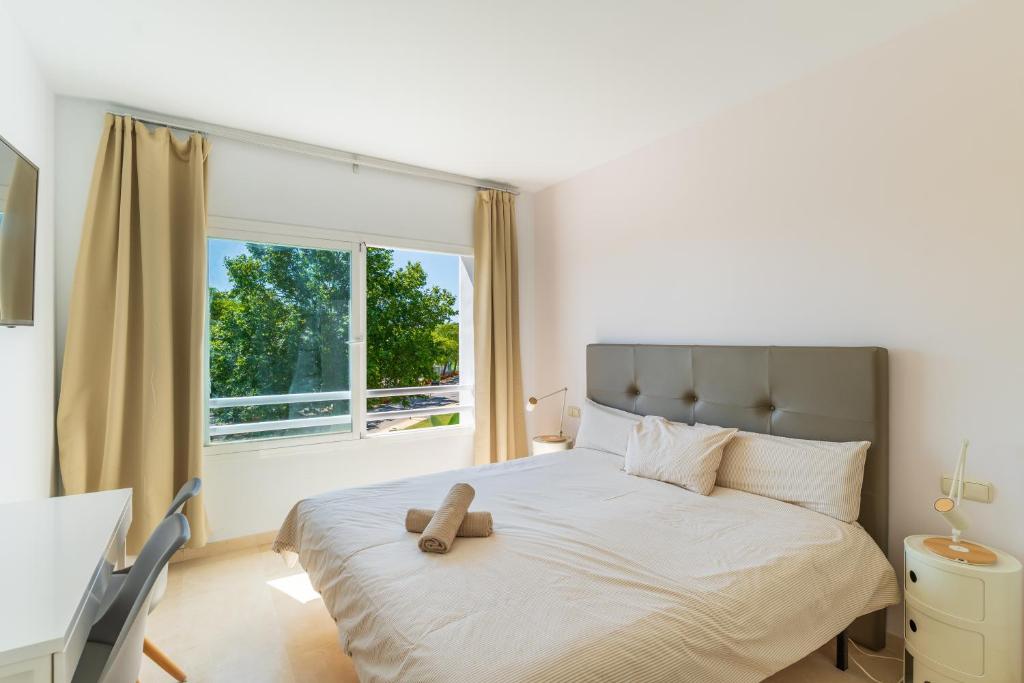 Alcazaba Lagoon Apartment - 2
