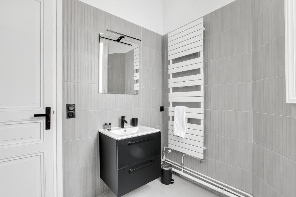 Grand appartement 1BR - Luxe Arc de Triomphe - 3