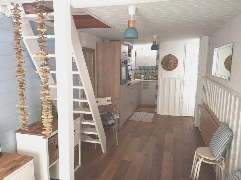 La Cabane d'Audrey à 80m de la plage - 5