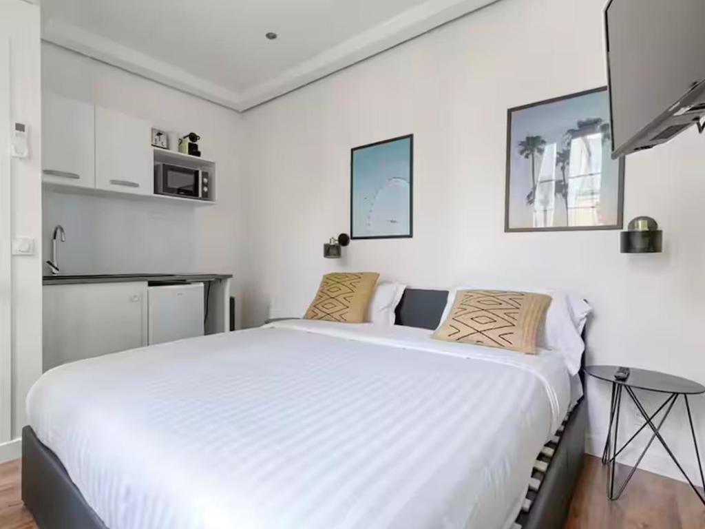 UrbanFlat 207 - Studio in center of Paris - 2