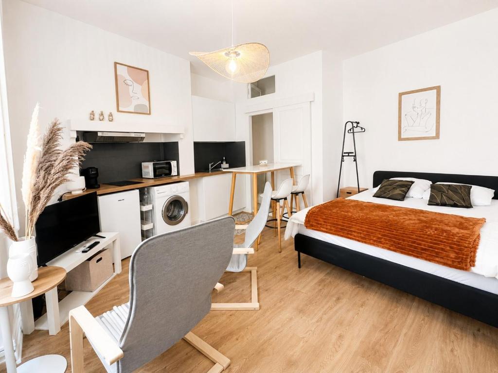 Renovated & Stylish Studio in Old town - 1