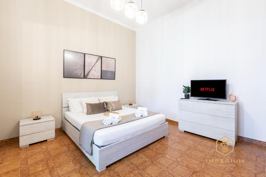 Imperium Merulana House - 2 steps from Colosseum, 3 Bedrooms, A-C - 3