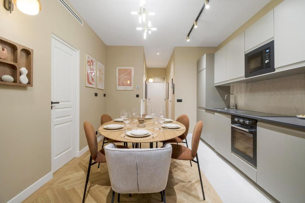 Elegant 3-room air-conditioned apartment in the heart of Le Marais - 4