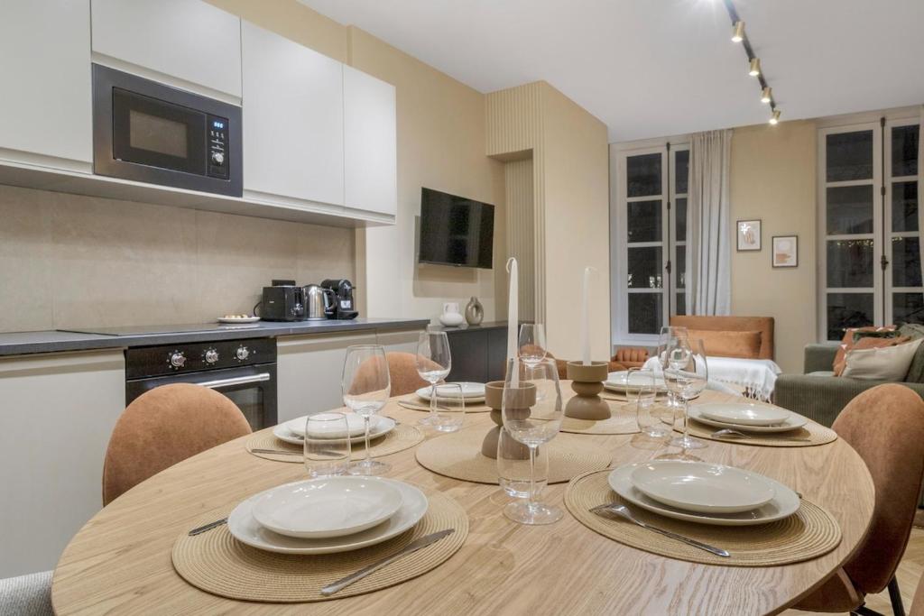 Elegant 3-room air-conditioned apartment in the heart of Le Marais - 2