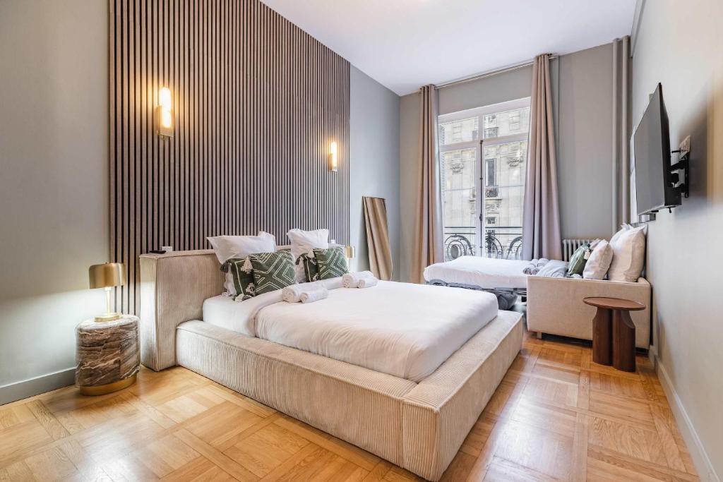 Spacious and elegant 2BR airconditioned Trocadéro - 3