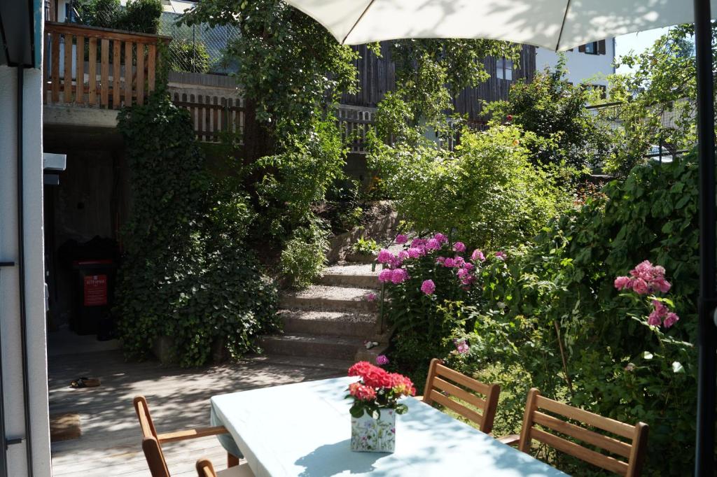 Beim Birnbaum - 1
