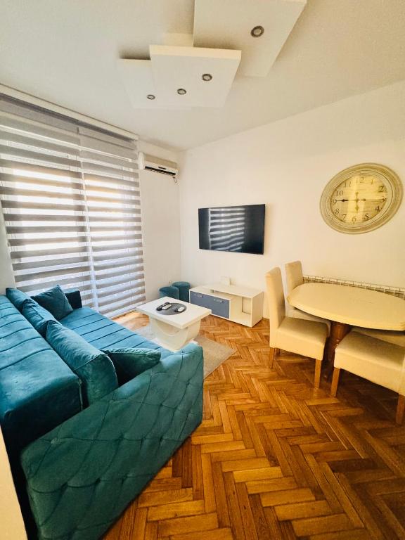 Centar NS APARTMAN - 1