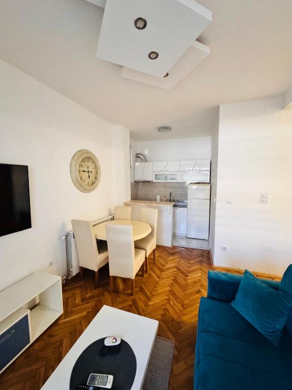 Centar NS APARTMAN - 3