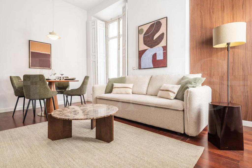 Compact & Central Apartment in Málaga REMS - 1