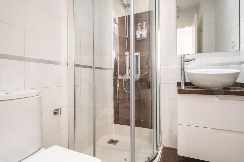 Compact & Central Apartment in Málaga REMS - 5