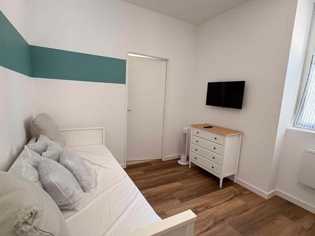 Charmant studio au RDC près du Rhône & ViaRhôna - 4