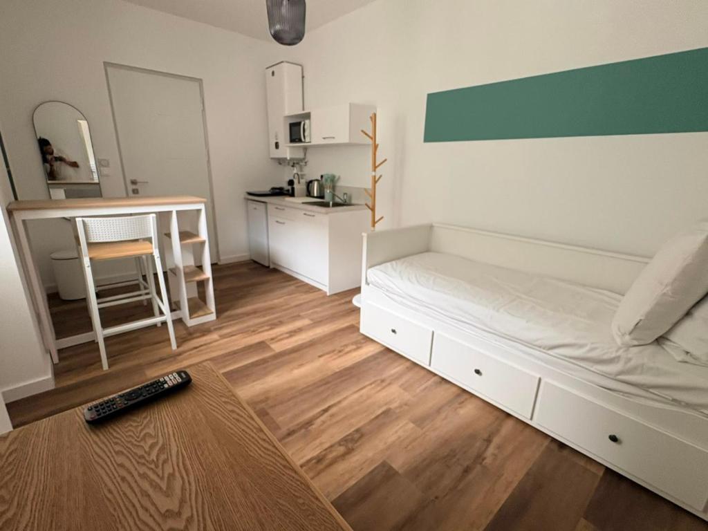 Charmant studio au RDC près du Rhône & ViaRhôna - 1