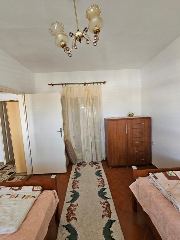 Zlatni apartman - 3