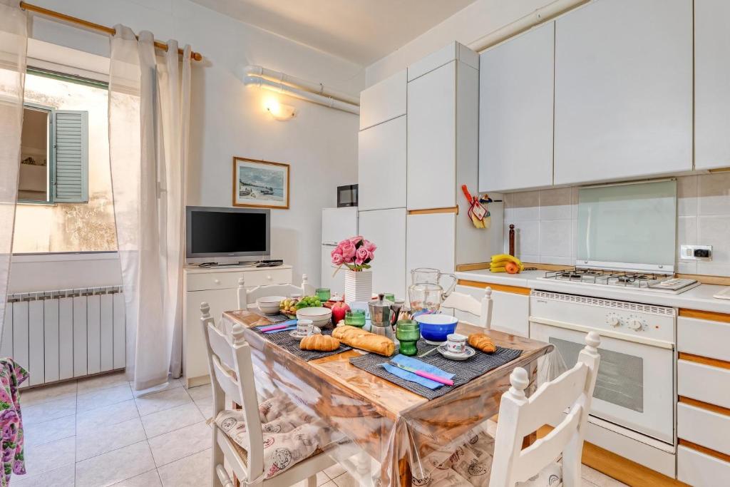 Casa Lilly Sanremo La Pigna Old Town Hideaway - Happy Rentals - 2