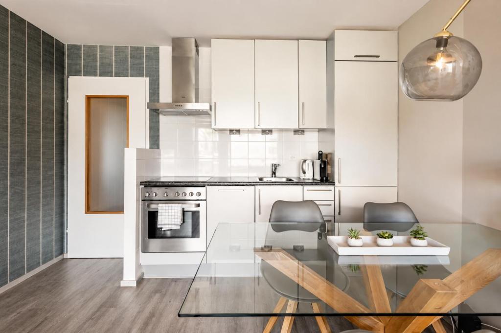 LAAX Central Holiday Apartment with Pool & Sauna - 3