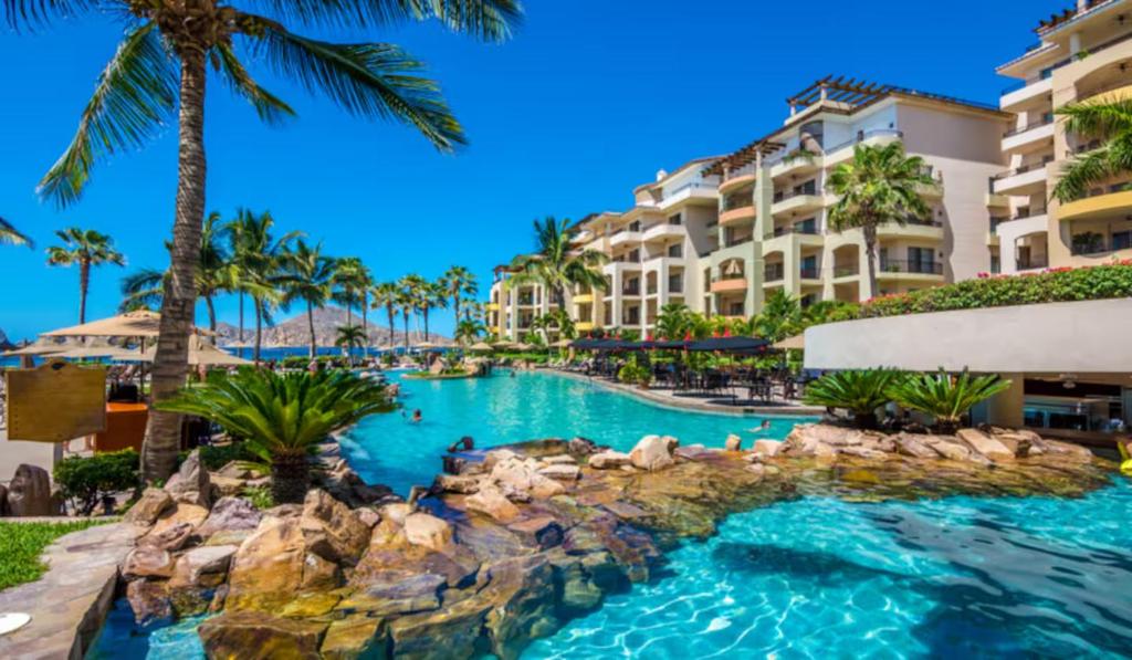 Gorgeous Villa in Cabo with Ocean and Lands End View, private swimmable beach, Pools, sleeps 8 - 2