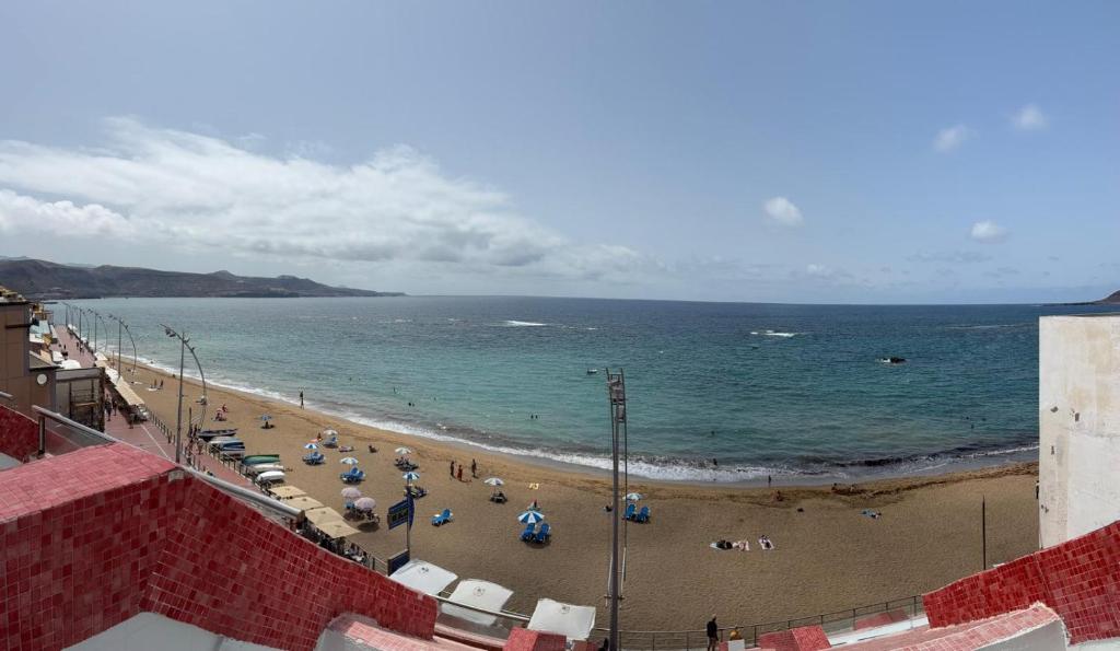 Playa Las Canteras 68 - Beach Front Studio - 1