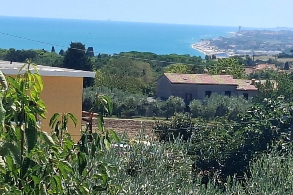 Sirolo with sea view, private garage, center 700 m - 5