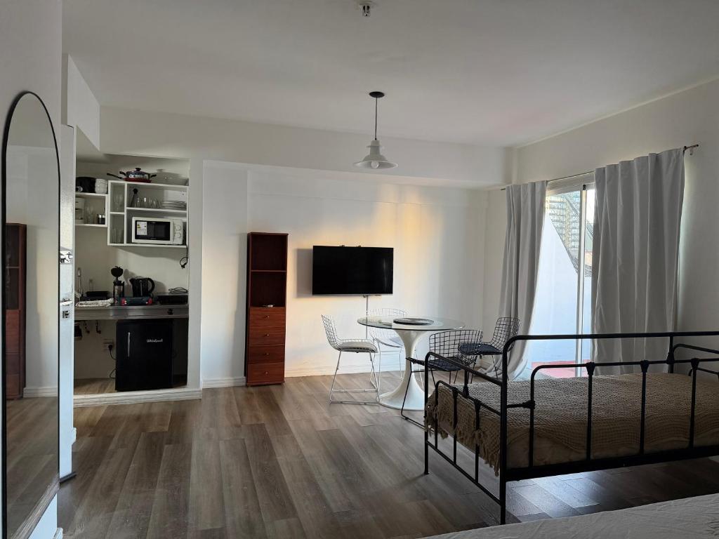 Cozy Apartment Studio - 2