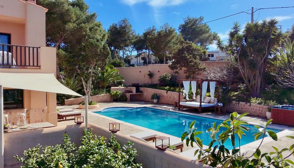 Casa en Cala Vadella con piscina y vistas al mar - 2