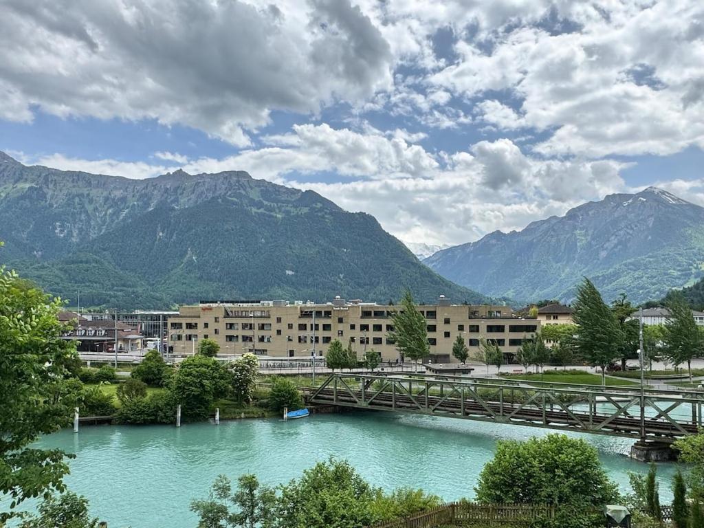 River 3 -Kissed Retreat with Iconic Jungfraujoch View - 3