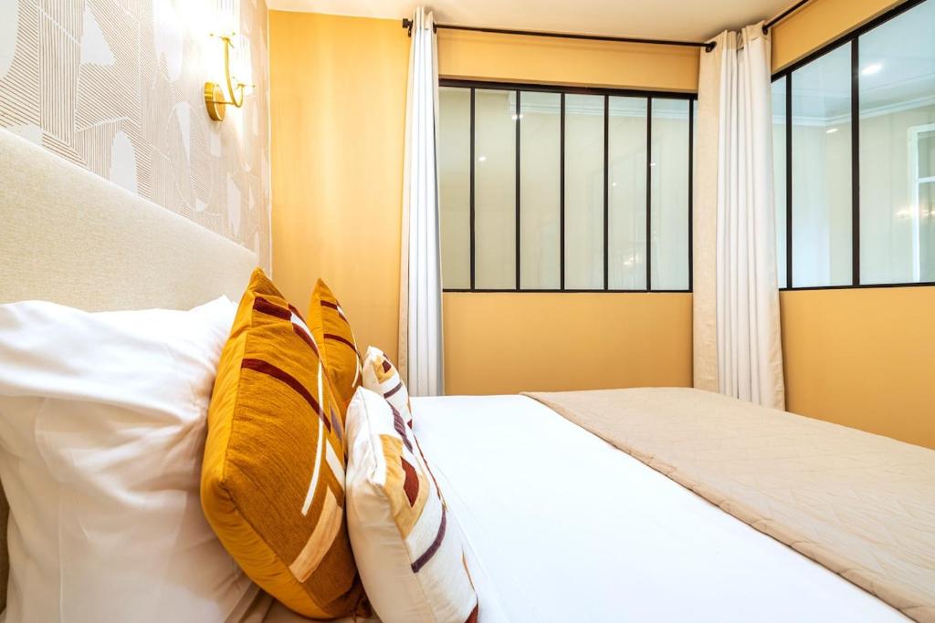 Tastefully decorated air-conditioned apartment - Paris 17 - 3