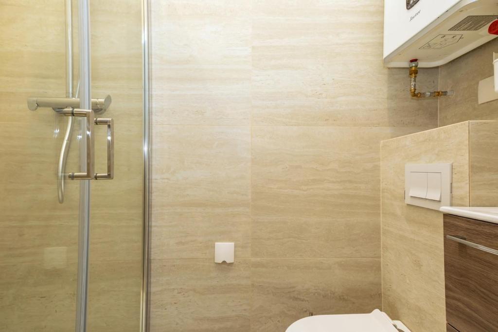 Air-conditioned & fully equipped studio in Paris 17 - 2