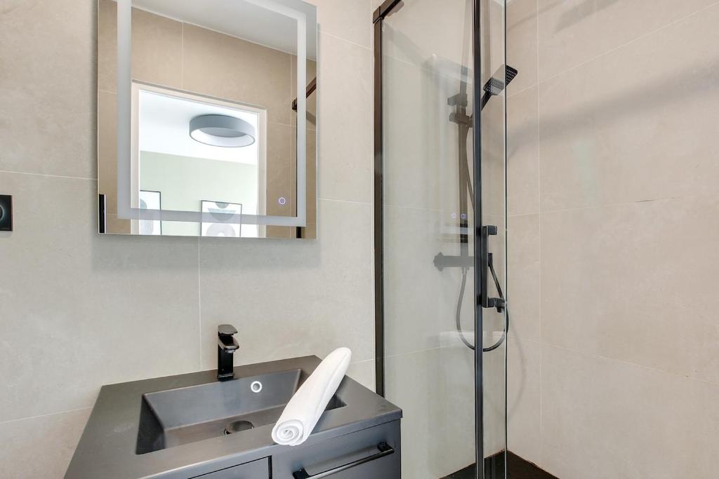 Modern and air-conditioned apartment in the heart of Le Marais - 4