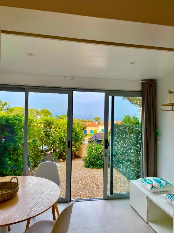 Magnifique appartement vue mer sur le Cap Dramont - 2