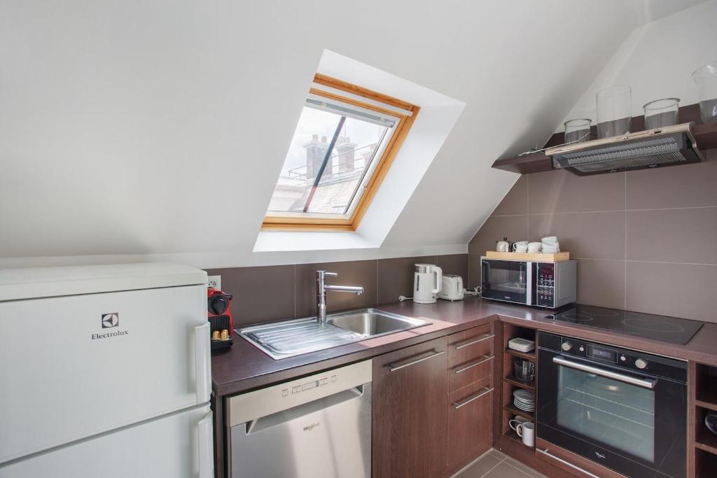 Appartement climatisé 1BR Triangle d'Or - 4