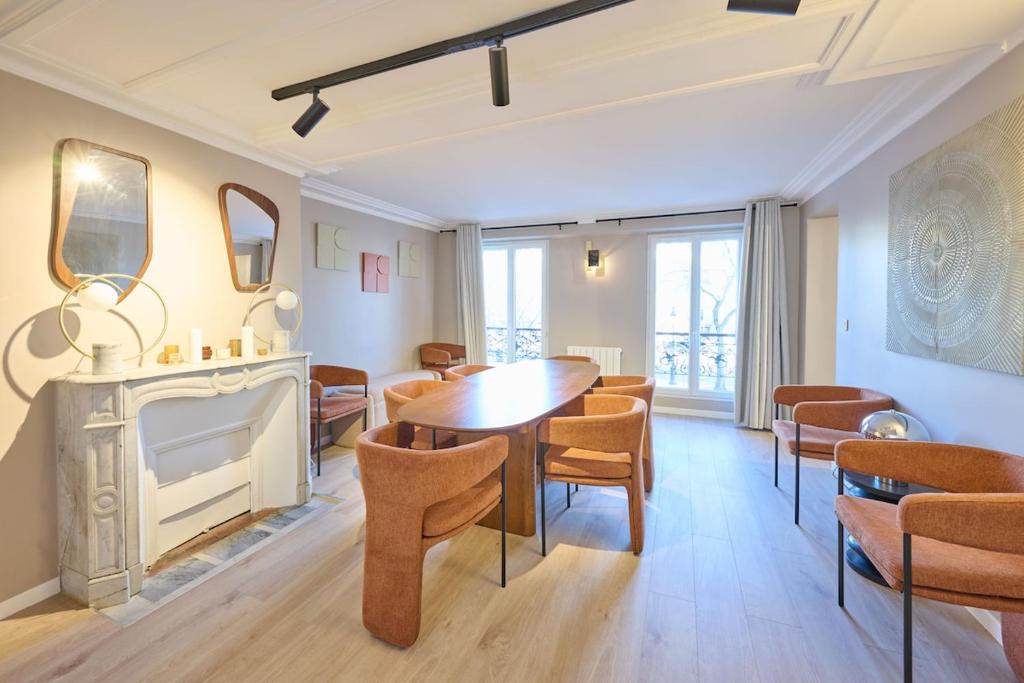 Modern with terrace & 4 spacious bedrooms - 3