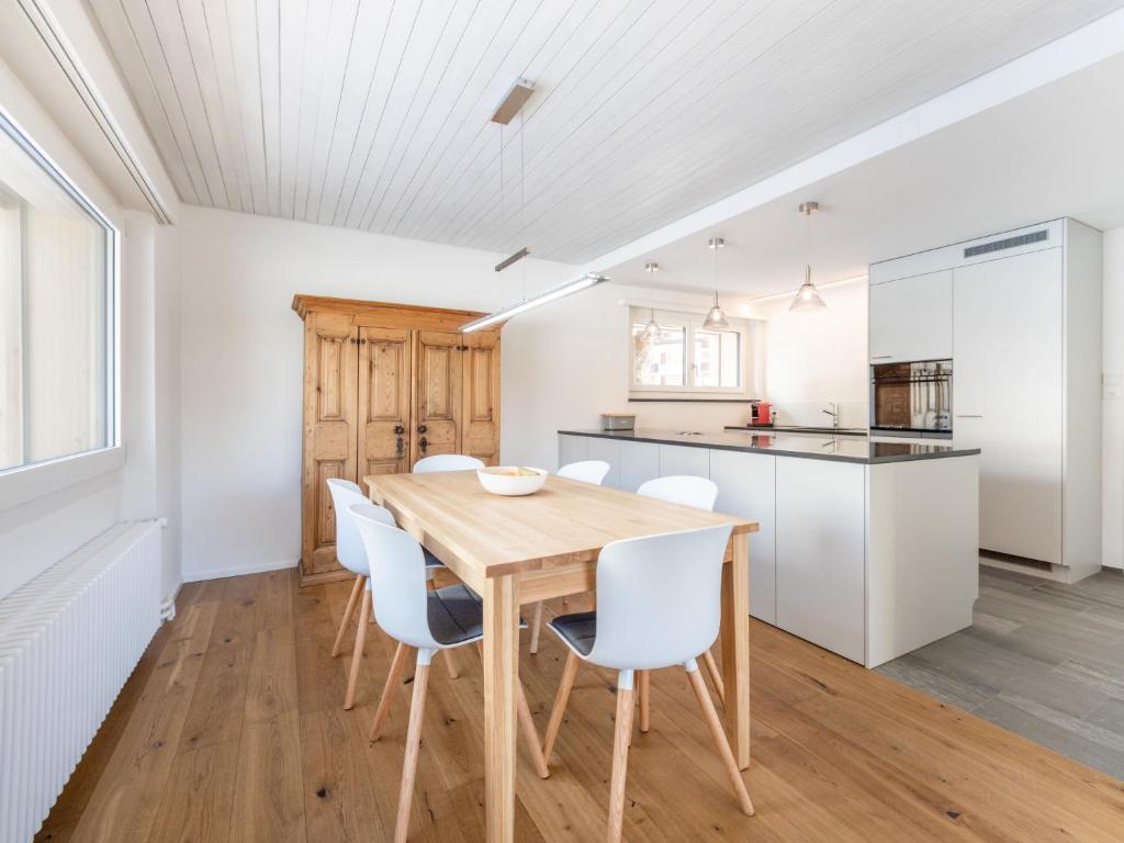 Apartment Majo 5-5 by Interhome - 4