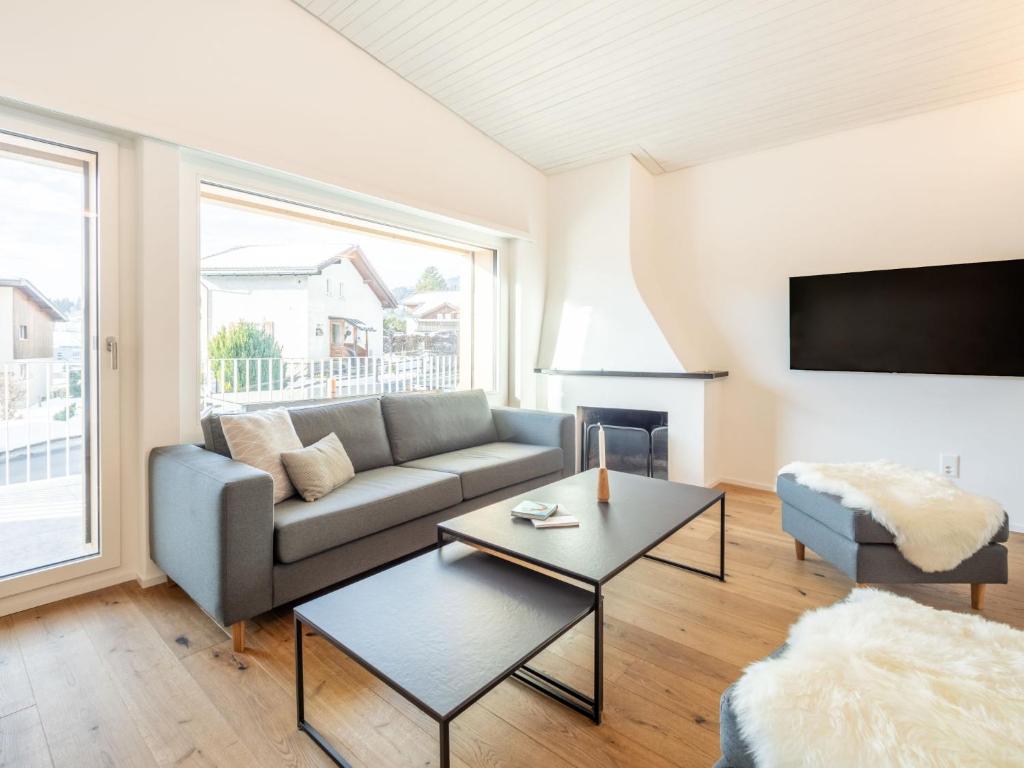 Apartment Majo 5-5 by Interhome - 5