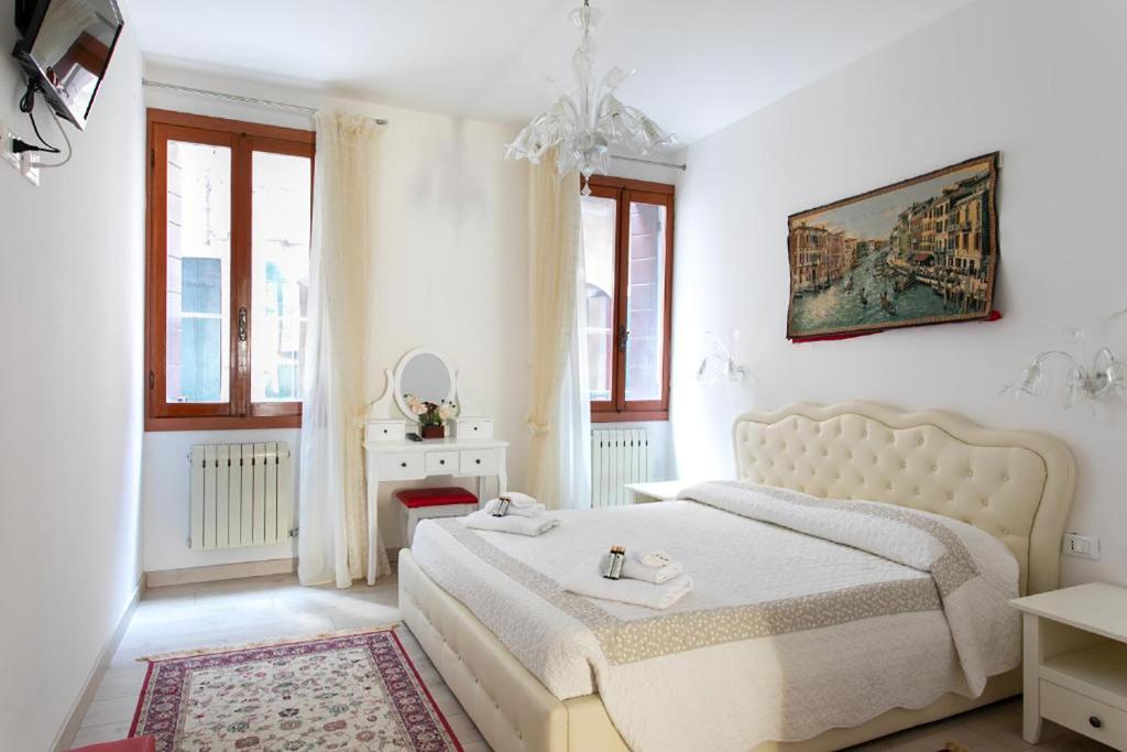 Apartment Ca' Petriana Historical Center - 4