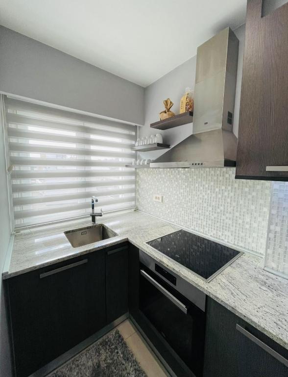 Luxury Apt 1 - 5
