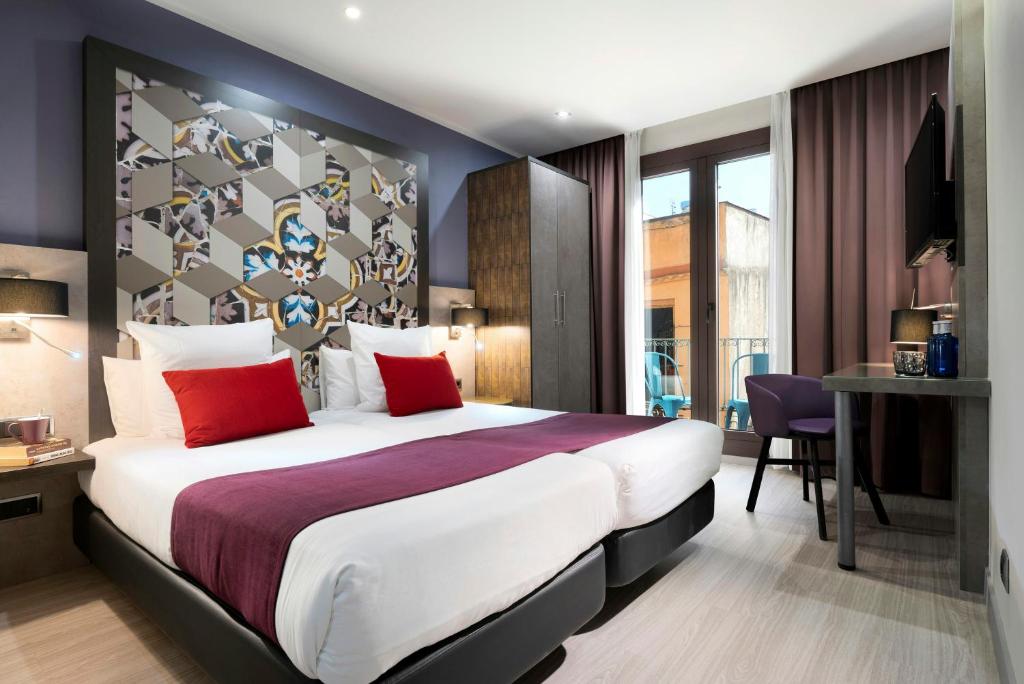 Leonardo Hotel Barcelona Las Ramblas - 1