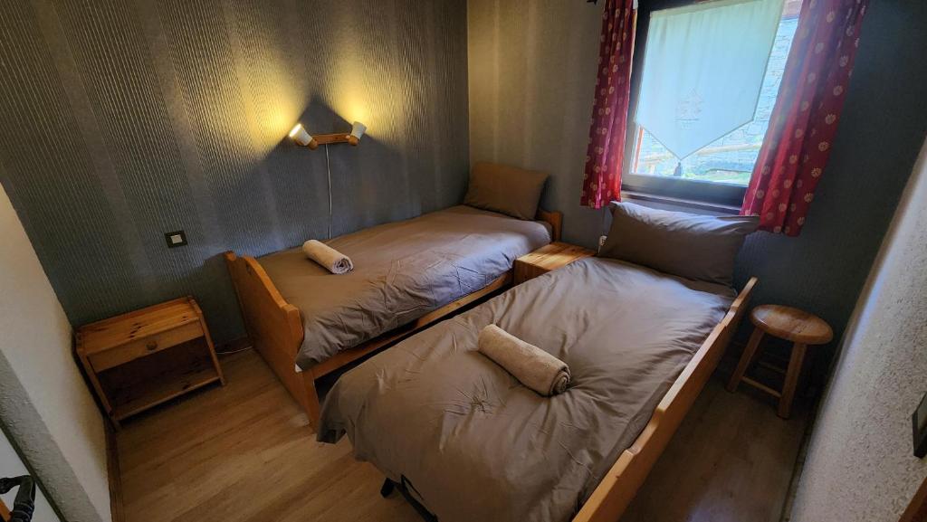 Central 2 bedroom Apartment With Outdoor Space - 2