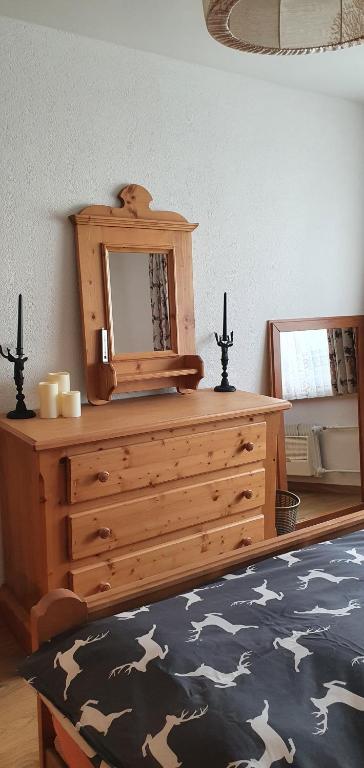 4 Zi Familienwohnung Haus Ravaisch 24 im 2ten OG Davos Dorf - 4