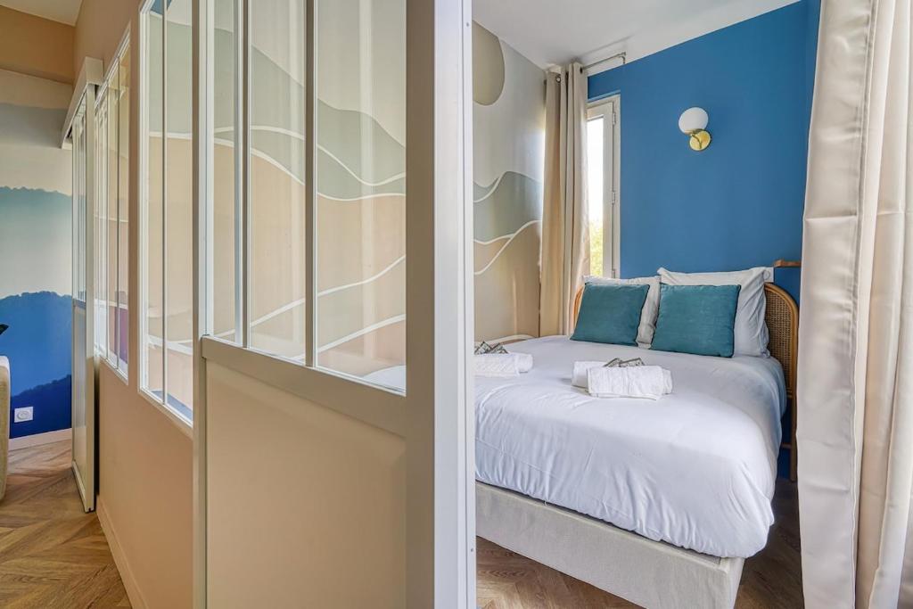 Beautiful 2 air-conditioned bedrooms - 3