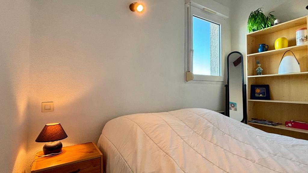 Family Apartment with Bedroom, Mezzanine, Sleeping Cabin & Parking - 5