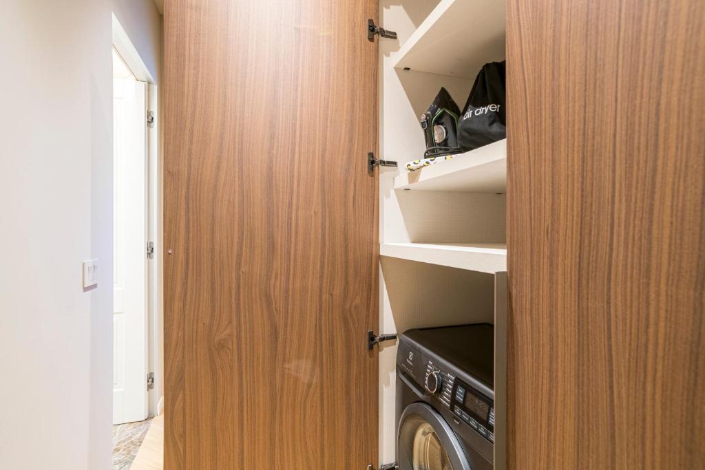 TheLuxe Residences - 4