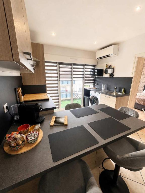 Riviera Escape - Balcony - Air Conditioning - Private Parking - 5