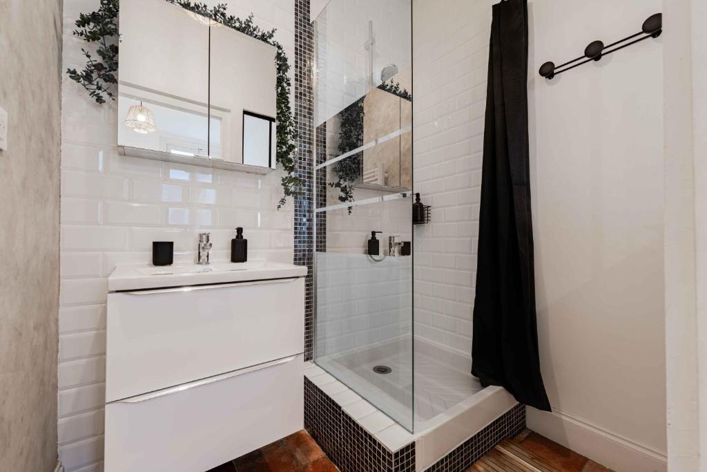 Le Petit Balcon de Verdun - charme français, central, balcon, tout équipé - 5